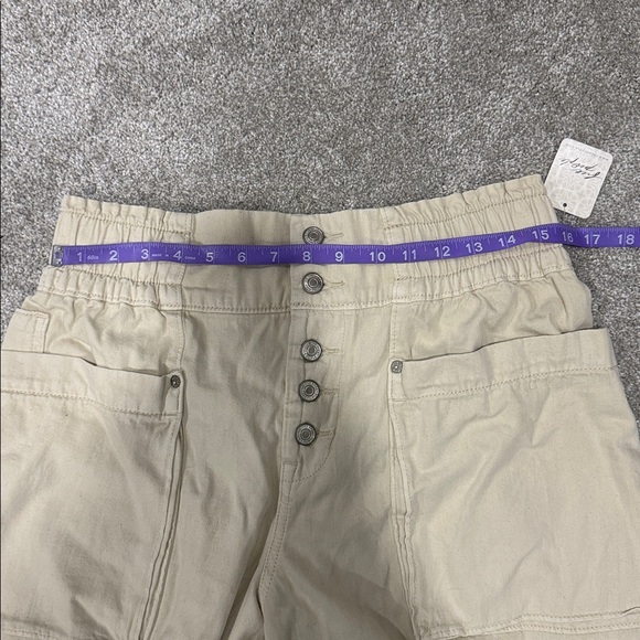 We The Free Sun Setter Pull on Jeans Size Medium NWT - Picture 10 of 10